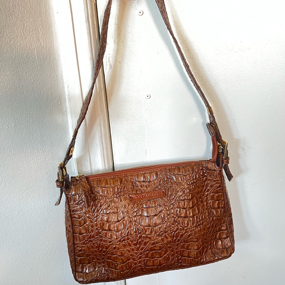 Brown shoulder bag
